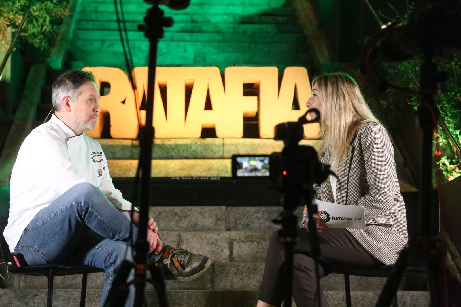 Entrevista al plató de Ratafia TV